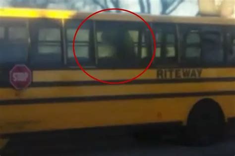 sexo autobus|Bus Porn Videos Shows Horny People on Busses Fucking